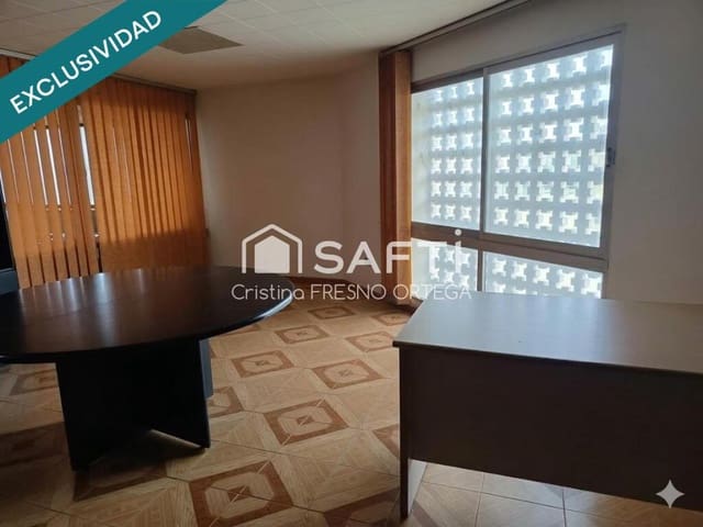 Commercial for sale in Deltebre - € 40,000 (Ref: 9655898)