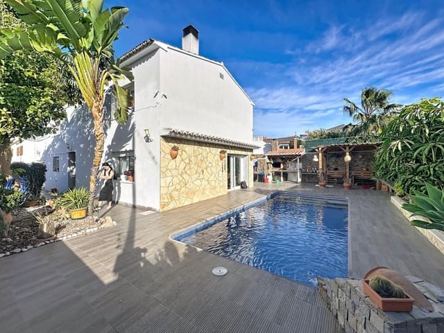 4 Zimmer Villa zu verkaufen in Cometa - Carrió, Calpe / Calp mit Pool Garage - 950.000 € (Ref: 9655901)