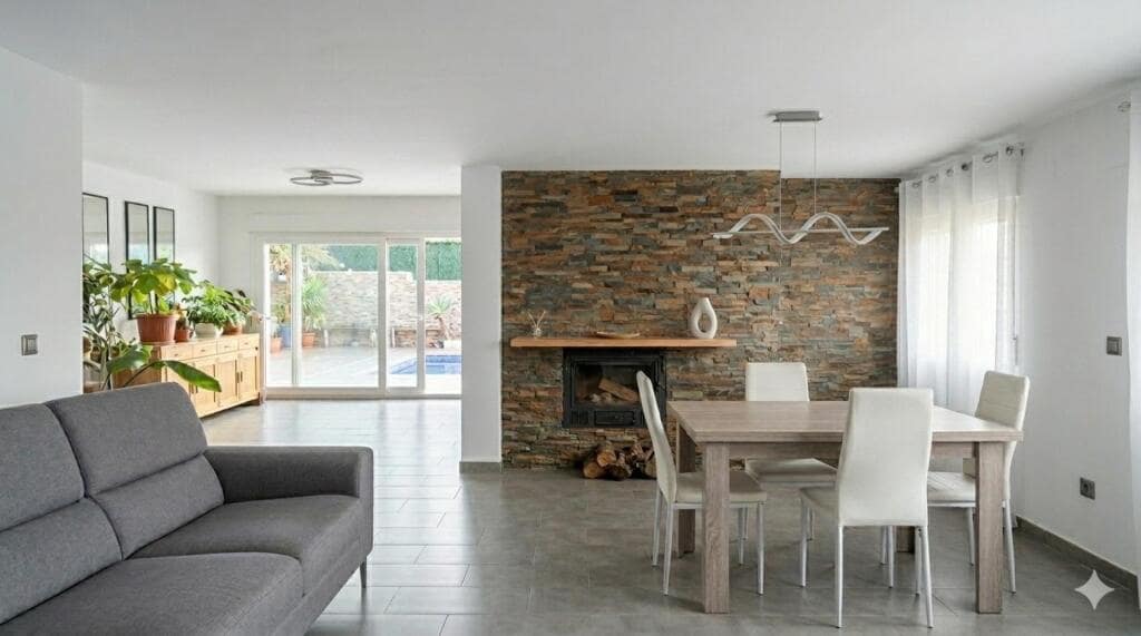 4 soverom Villa til salgs i Calpe / Calp med svømmebasseng garasje - € 950 000 (Ref: 9655901)