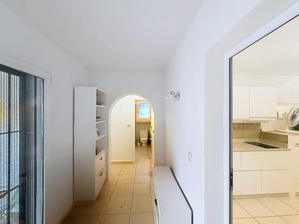 Chalet de 4 habitaciones en Monte Pego en venta con piscina garaje - 560.000 € (Ref: 9655902)