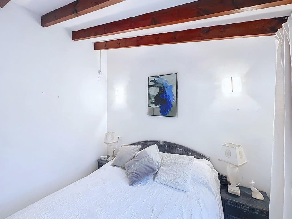 Chalet de 4 habitaciones en Monte Pego en venta con piscina garaje - 560.000 € (Ref: 9655902)