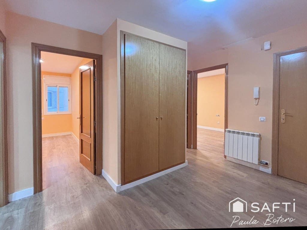 3 sovrum Lägenhet att hyra i Sant Pere de Ribes - 878 € (Ref: 9655903)