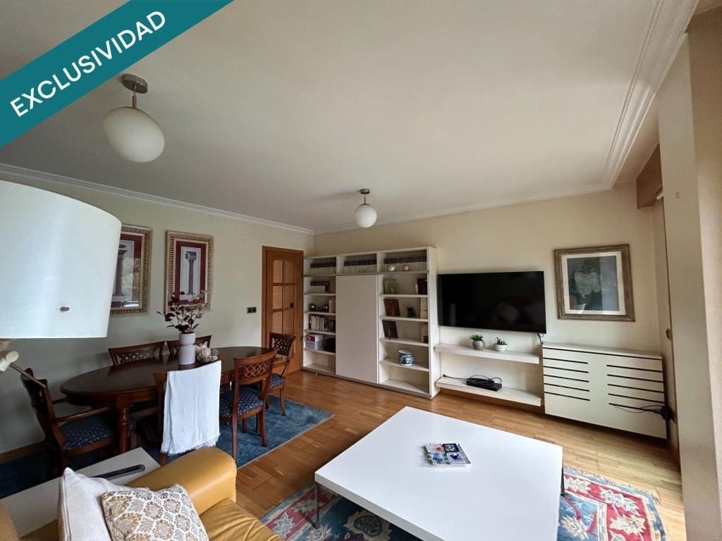 4 slaapkamer Appartement te koop in Santiago de Compostela - € 477.000 (Ref: 9659263)