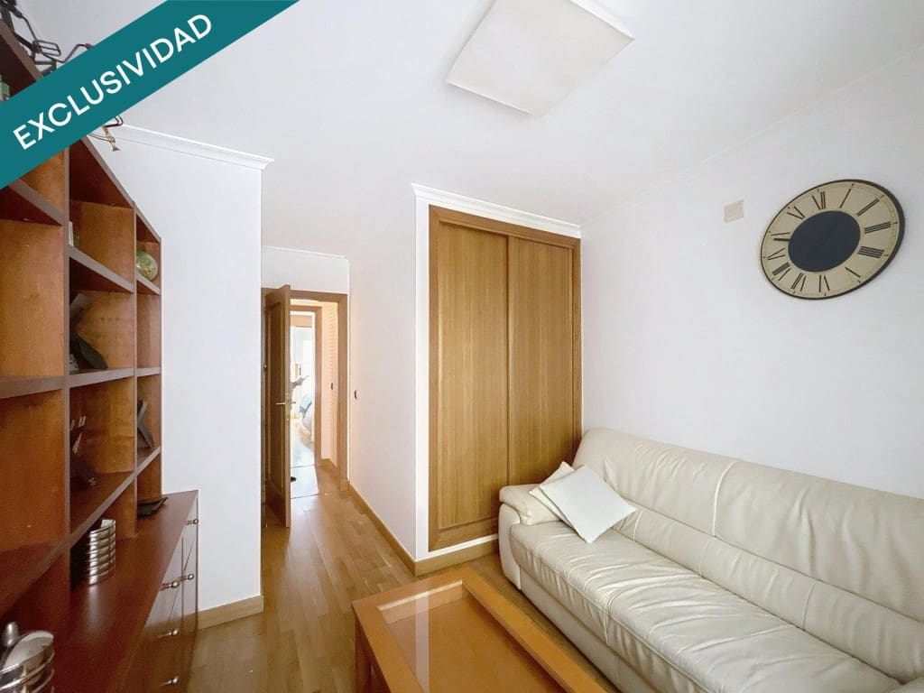 4 slaapkamer Appartement te koop in Santiago de Compostela - € 477.000 (Ref: 9659263)