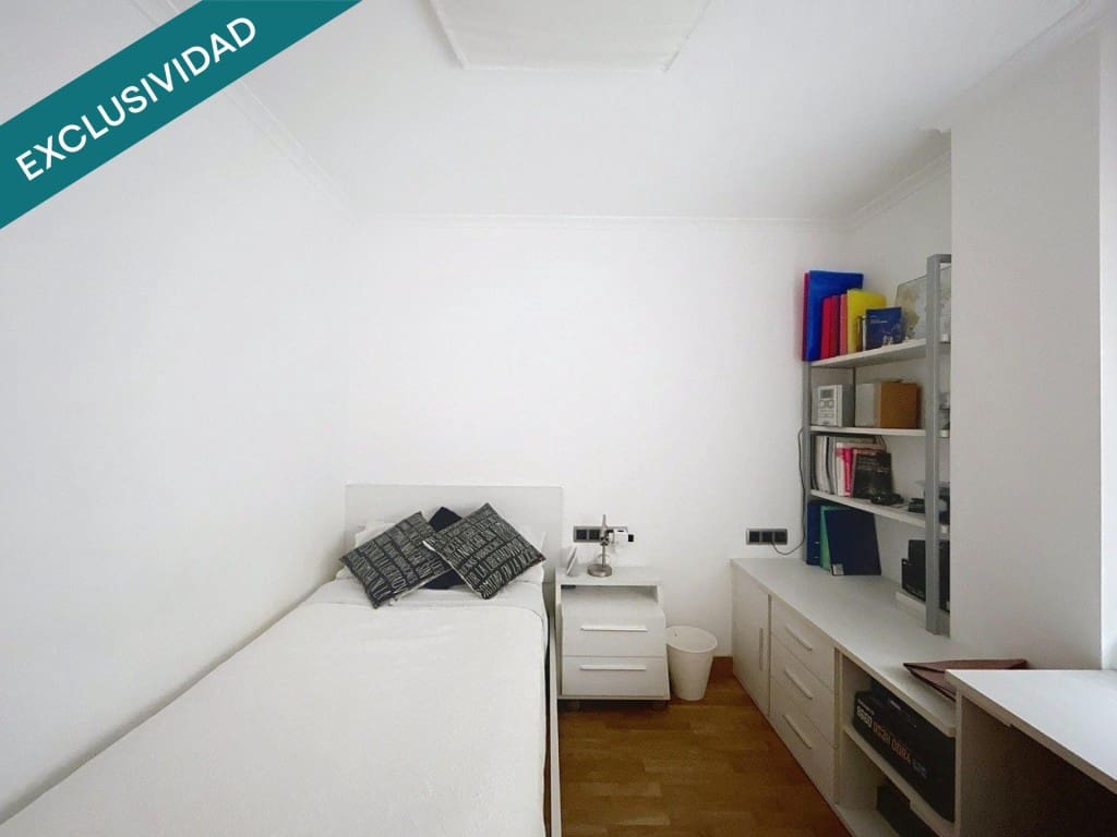 4 slaapkamer Appartement te koop in Santiago de Compostela - € 477.000 (Ref: 9659263)