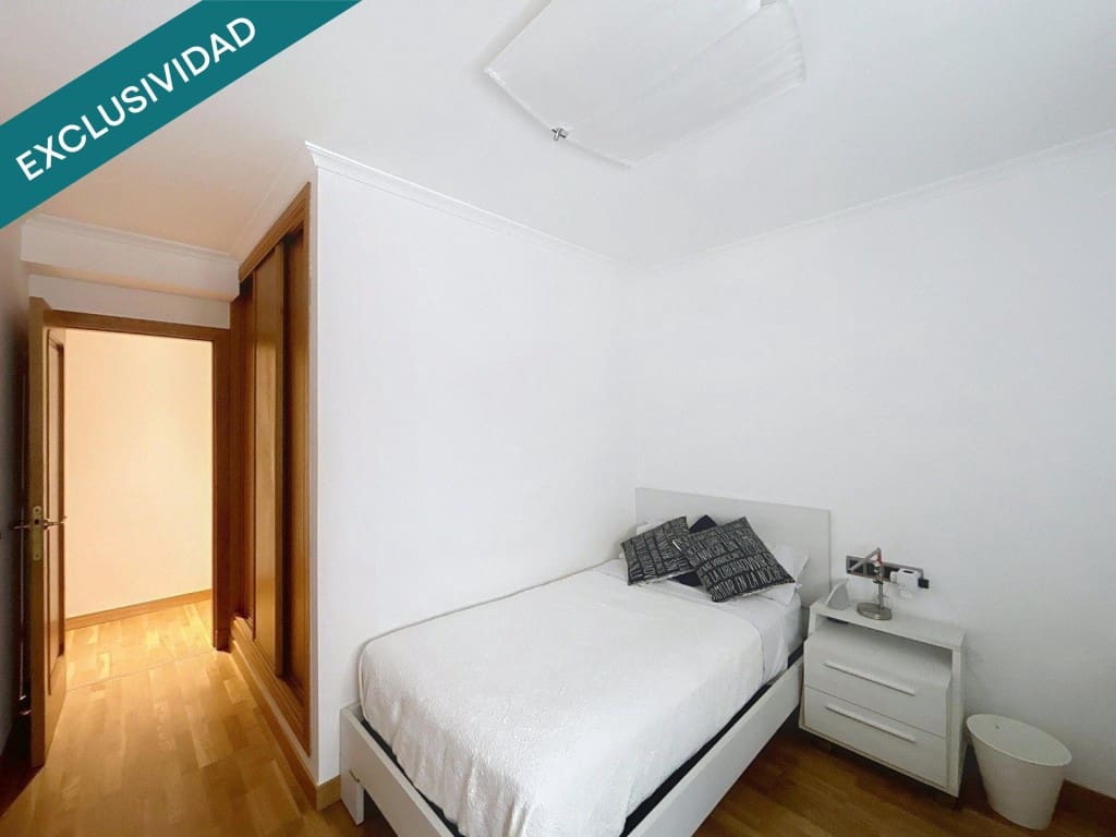 4 slaapkamer Appartement te koop in Santiago de Compostela - € 477.000 (Ref: 9659263)