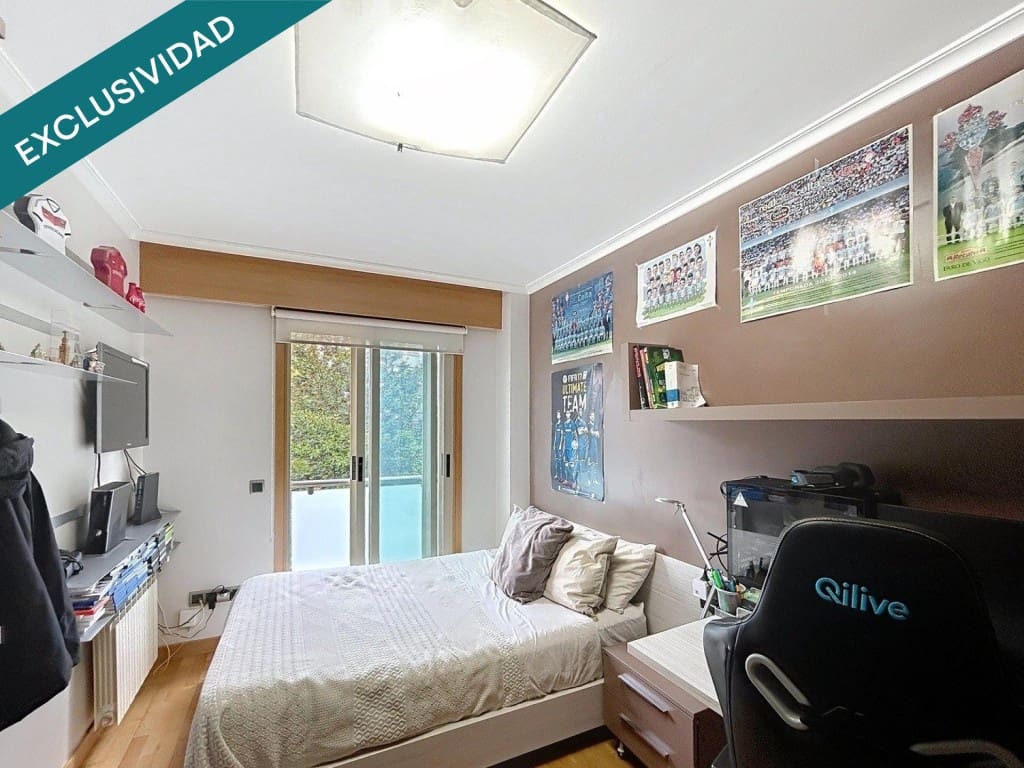 4 slaapkamer Appartement te koop in Santiago de Compostela - € 477.000 (Ref: 9659263)