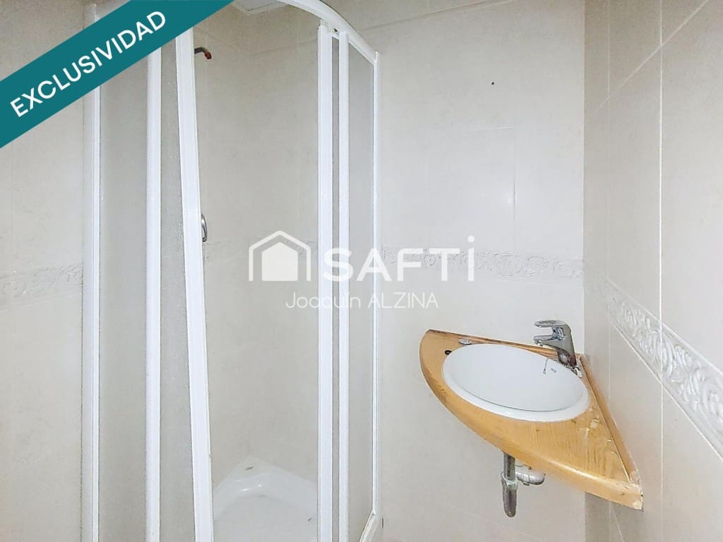 4 slaapkamer Flat te koop in Es Mercadal - € 330.000 (Ref: 9666309)