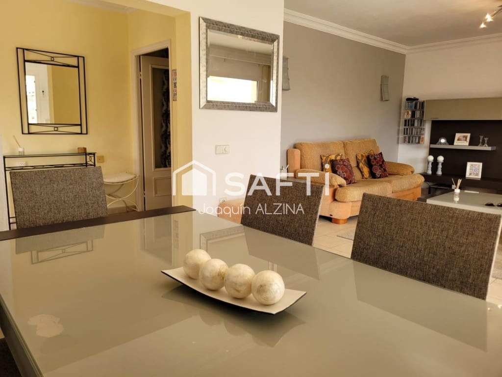 Chalet de 7 habitaciones en Es Castell en venta con piscina - 980.000 € (Ref: 9666310)