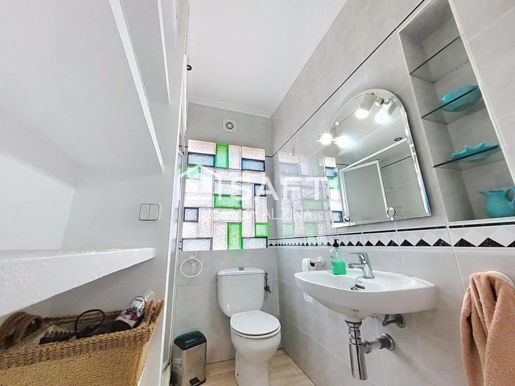 Chalet de 7 habitaciones en Es Castell en venta con piscina - 980.000 € (Ref: 9666310)