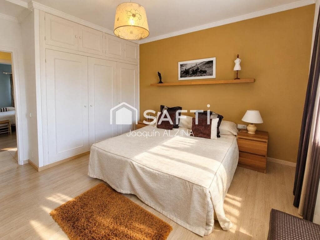Chalet de 7 habitaciones en Es Castell en venta con piscina - 890.000 € (Ref: 9666310)