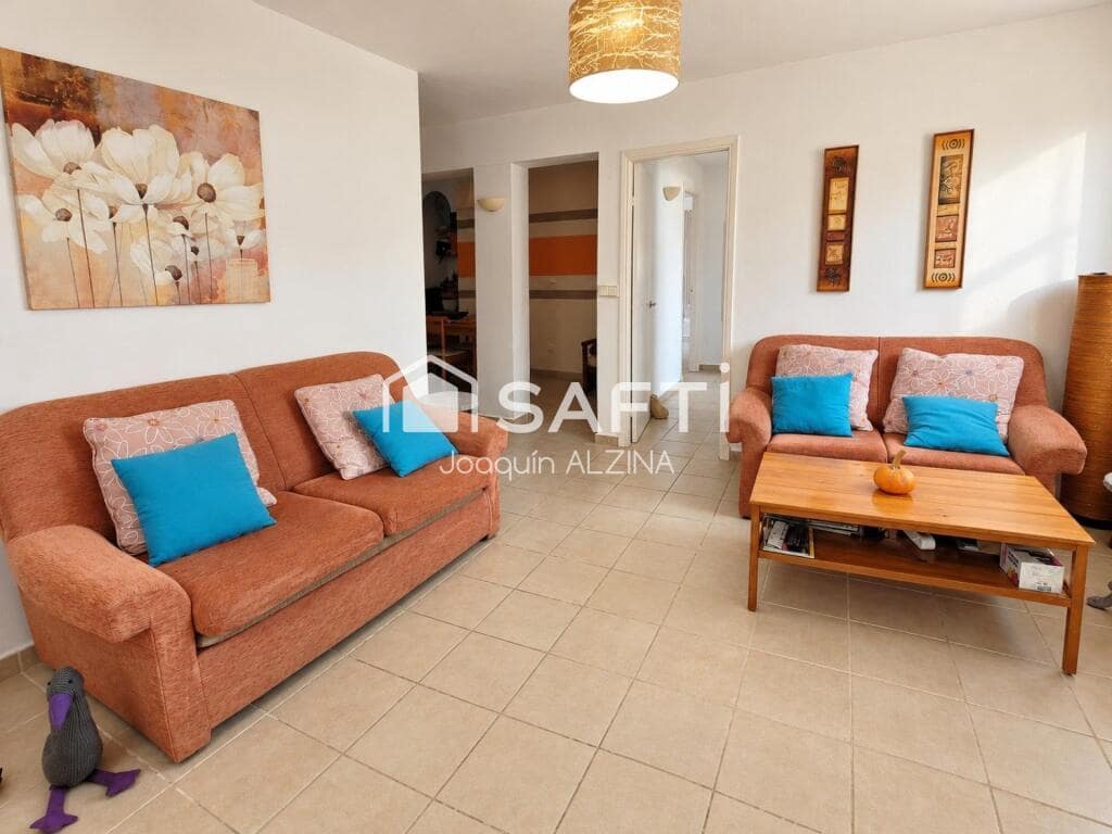 Chalet de 7 habitaciones en Es Castell en venta con piscina - 890.000 € (Ref: 9666310)