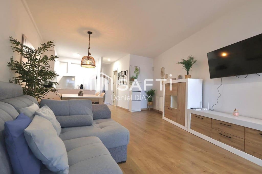 2 bedroom Apartment for sale in Castello d'Empuries with pool - € 259,000 (Ref: 9666314)