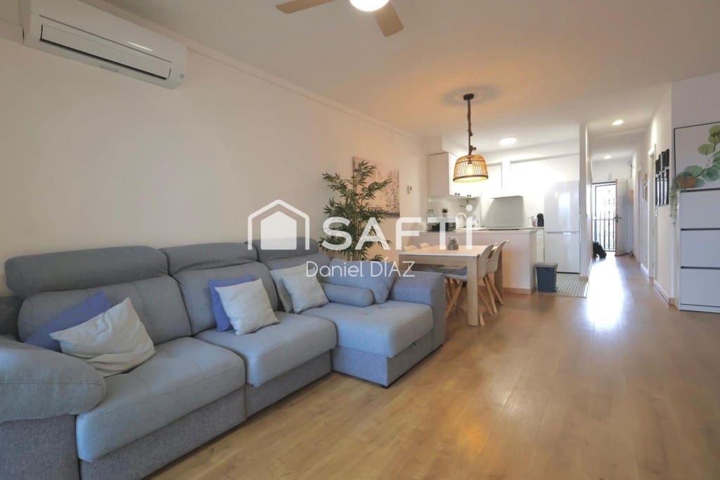 2 bedroom Apartment for sale in Castello d'Empuries with pool - € 259,000 (Ref: 9666314)