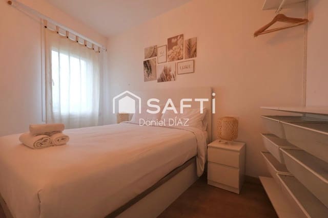 2 bedroom Apartment for sale in Empuriabrava, Castelló d'Empúries with pool - € 259,000 (Ref: 9666314)