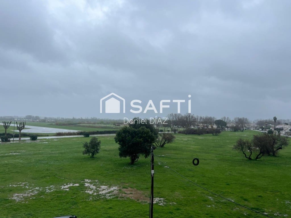 2 bedroom Apartment for sale in Castello d'Empuries with pool - € 259,000 (Ref: 9666314)