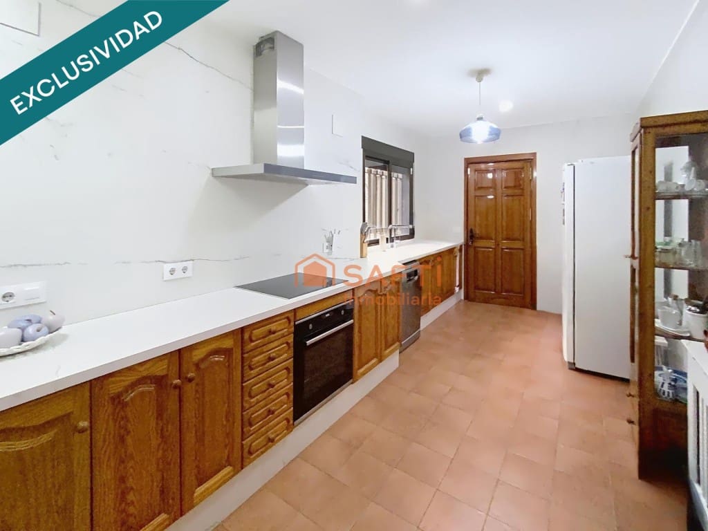 8 soverom Villa til salgs i Betera med svømmebasseng - € 1 330 000 (Ref: 9666316)