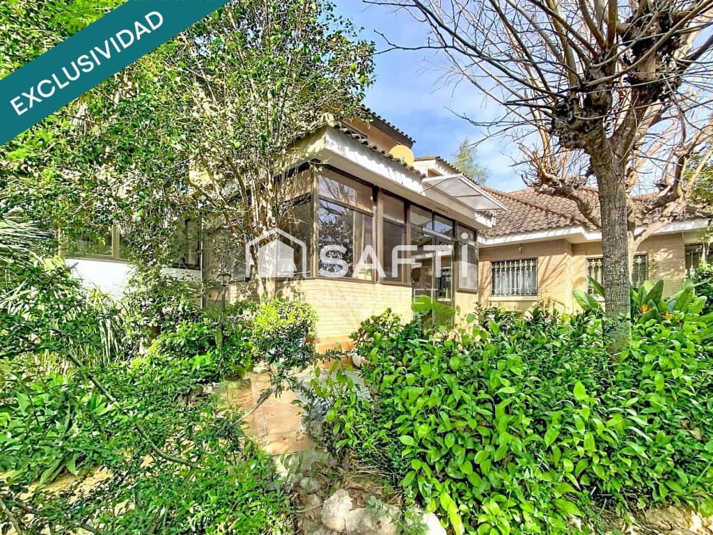 8 soverom Villa til salgs i Betera med svømmebasseng - € 1 330 000 (Ref: 9666316)