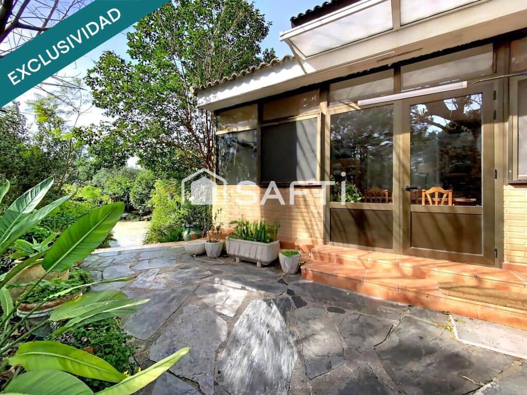 8 bedroom Villa for sale in Betera with pool - € 1,250,000 (Ref: 9666316)