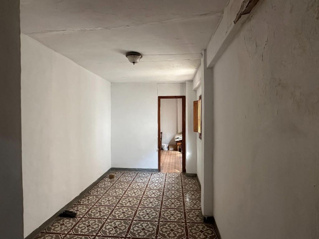 4 makuuhuone Huvila myytävänä paikassa Oliva - 120 000 € (Ref: 9666318)