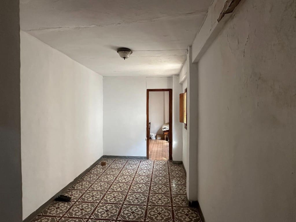 4 makuuhuone Huvila myytävänä paikassa Oliva - 120 000 € (Ref: 9666318)