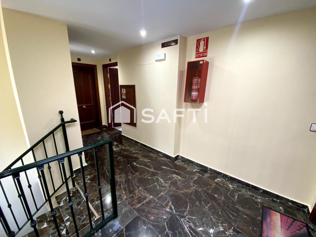 Ático de 2 habitaciones en Algarrobo en venta con garaje - 439.000 € (Ref: 9666320)