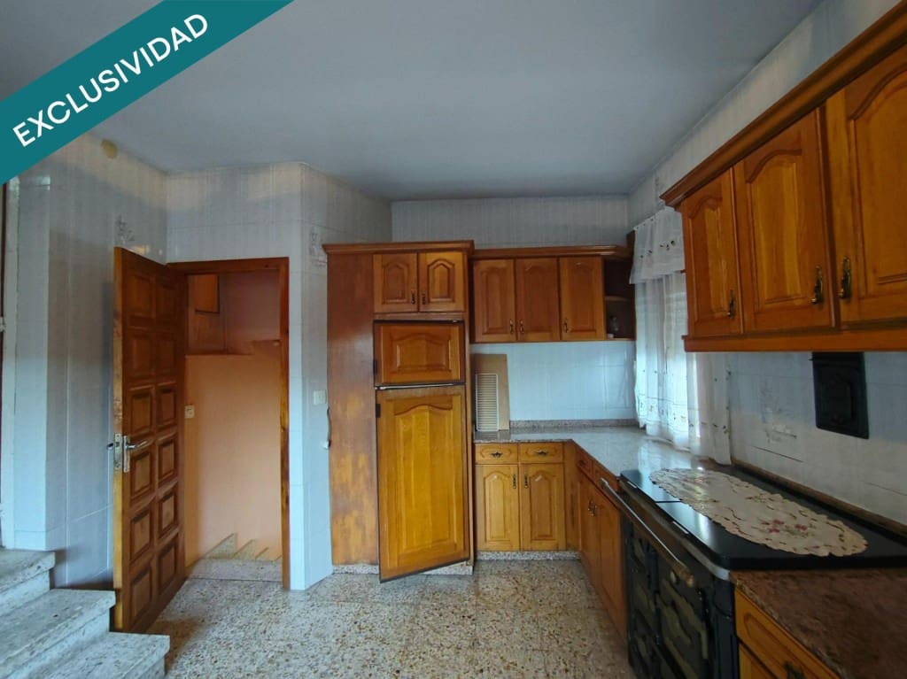 3 soverom Rekkehus til salgs i Villamartin de la Abadia - € 62 000 (Ref: 9666321)