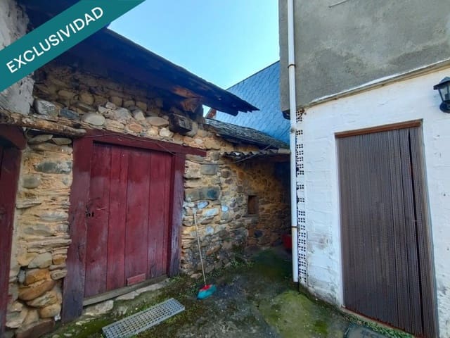 3 soverom Rekkehus til salgs i Villamartin de la Abadia, Carracedelo - € 62 000 (Ref: 9666321)