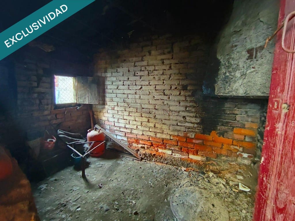 3 soverom Rekkehus til salgs i Villamartin de la Abadia - € 62 000 (Ref: 9666321)