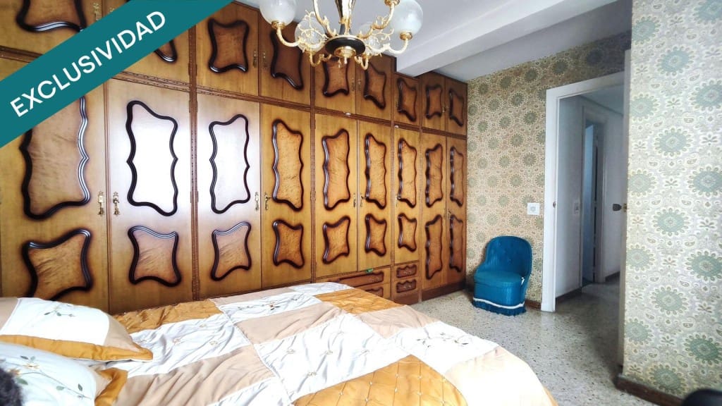 3 makuuhuone Huoneisto myytävänä paikassa Leon kaupunki - 105 000 € (Ref: 9666322)