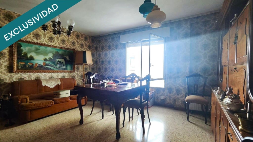 3 makuuhuone Huoneisto myytävänä paikassa Leon kaupunki - 105 000 € (Ref: 9666322)