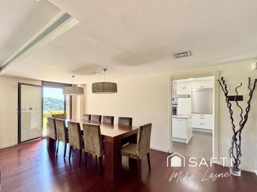 8 slaapkamer Villa te koop in Cabrils met zwembad garage - € 1.850.000 (Ref: 9666323)