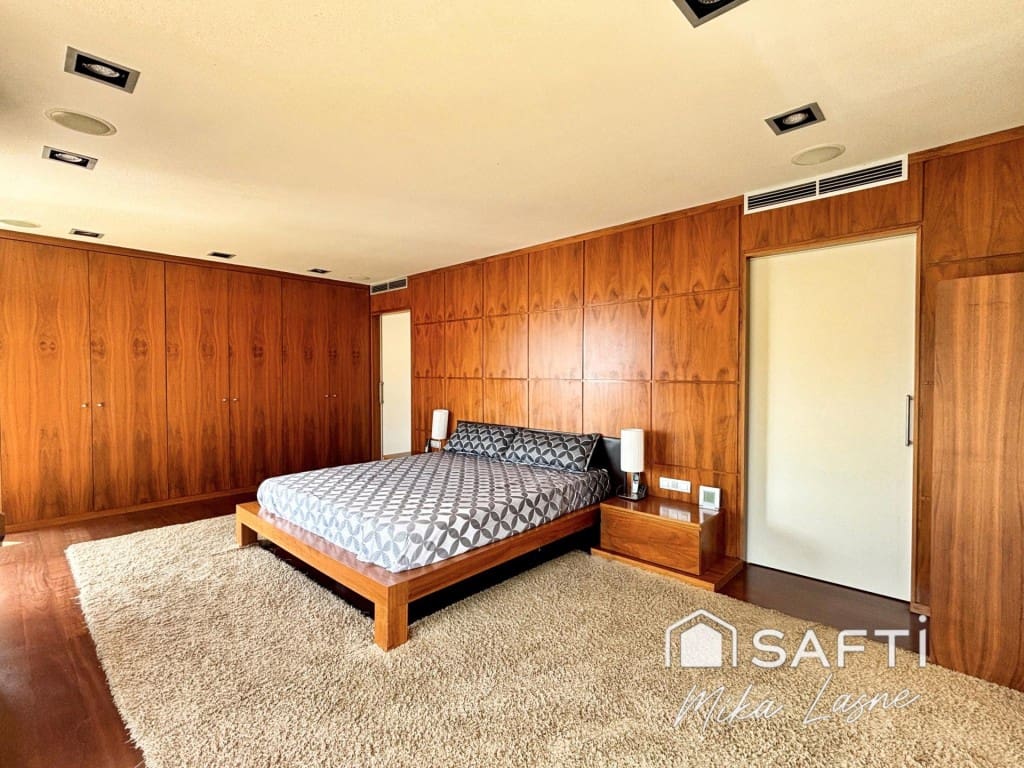 8 slaapkamer Villa te koop in Cabrils met zwembad garage - € 1.850.000 (Ref: 9666323)