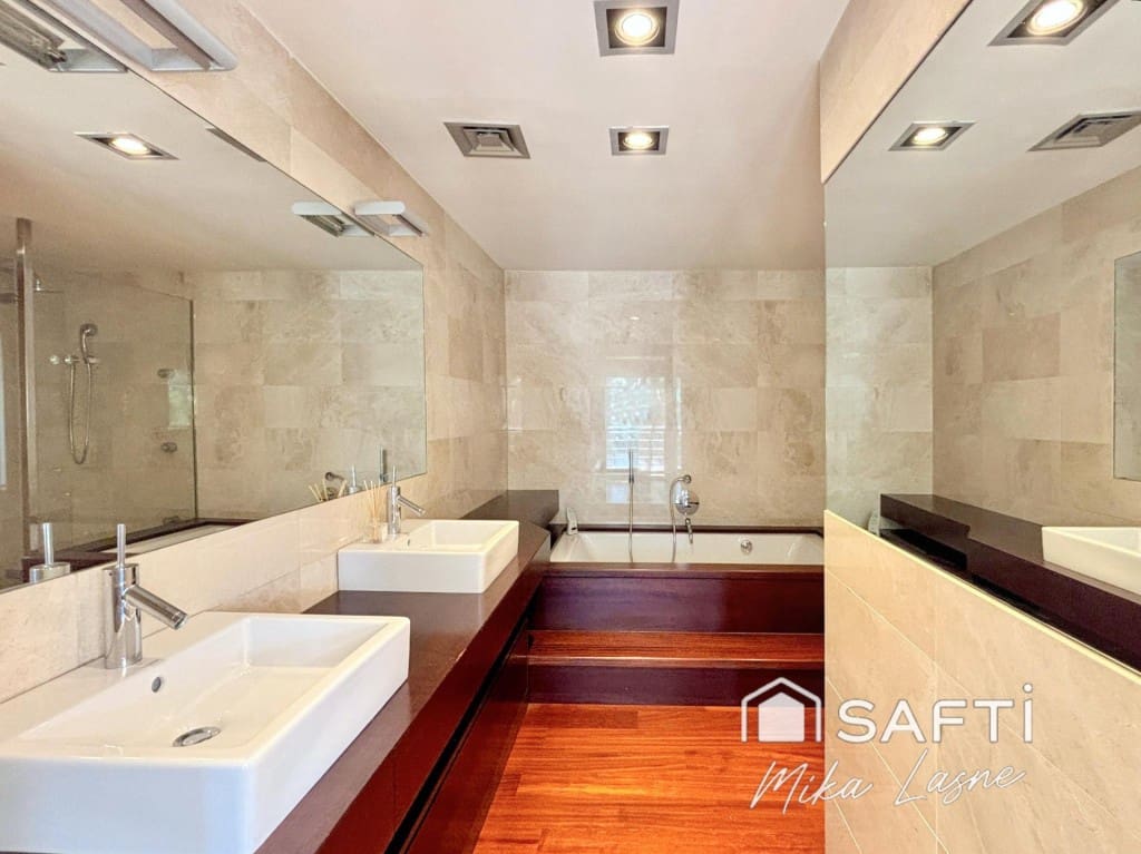 8 slaapkamer Villa te koop in Cabrils met zwembad garage - € 1.850.000 (Ref: 9666323)