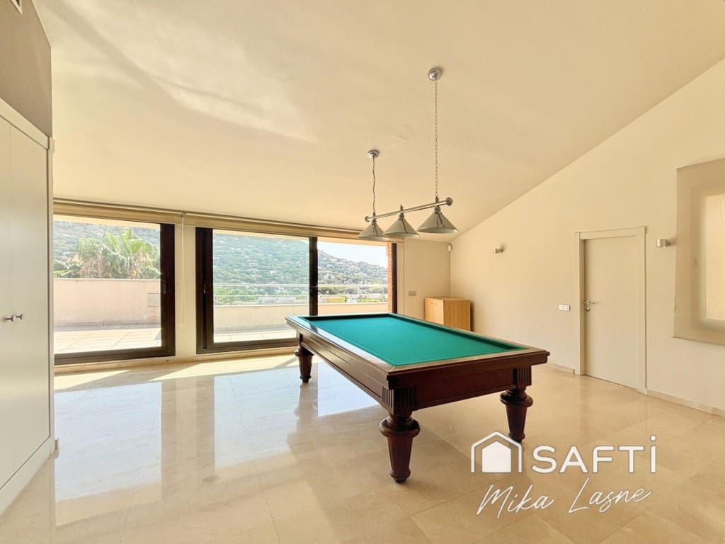 8 slaapkamer Villa te koop in Cabrils met zwembad garage - € 1.850.000 (Ref: 9666323)