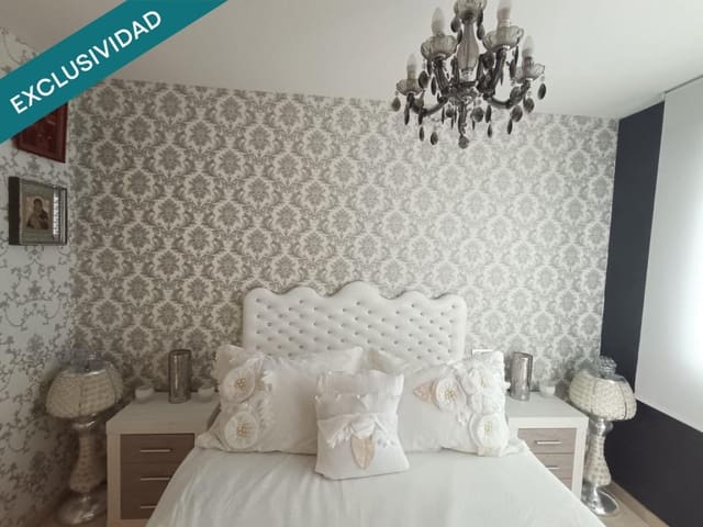 2 bedroom Terraced Villa for sale in Petrel / Petrer with pool garage - € 250,000 (Ref: 9670335)