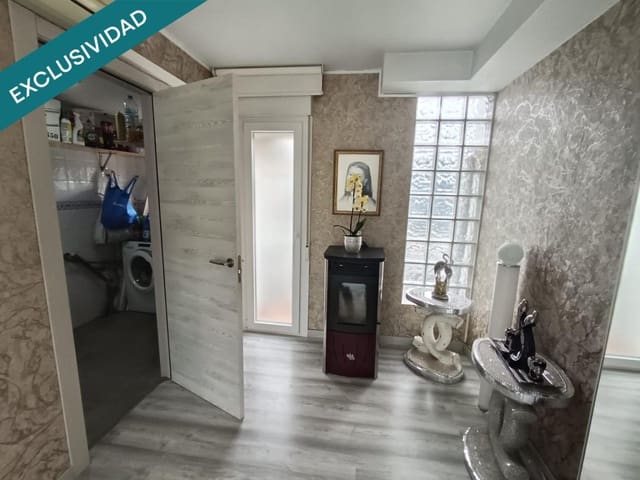 2 bedroom Terraced Villa for sale in Petrel / Petrer with pool garage - € 250,000 (Ref: 9670335)