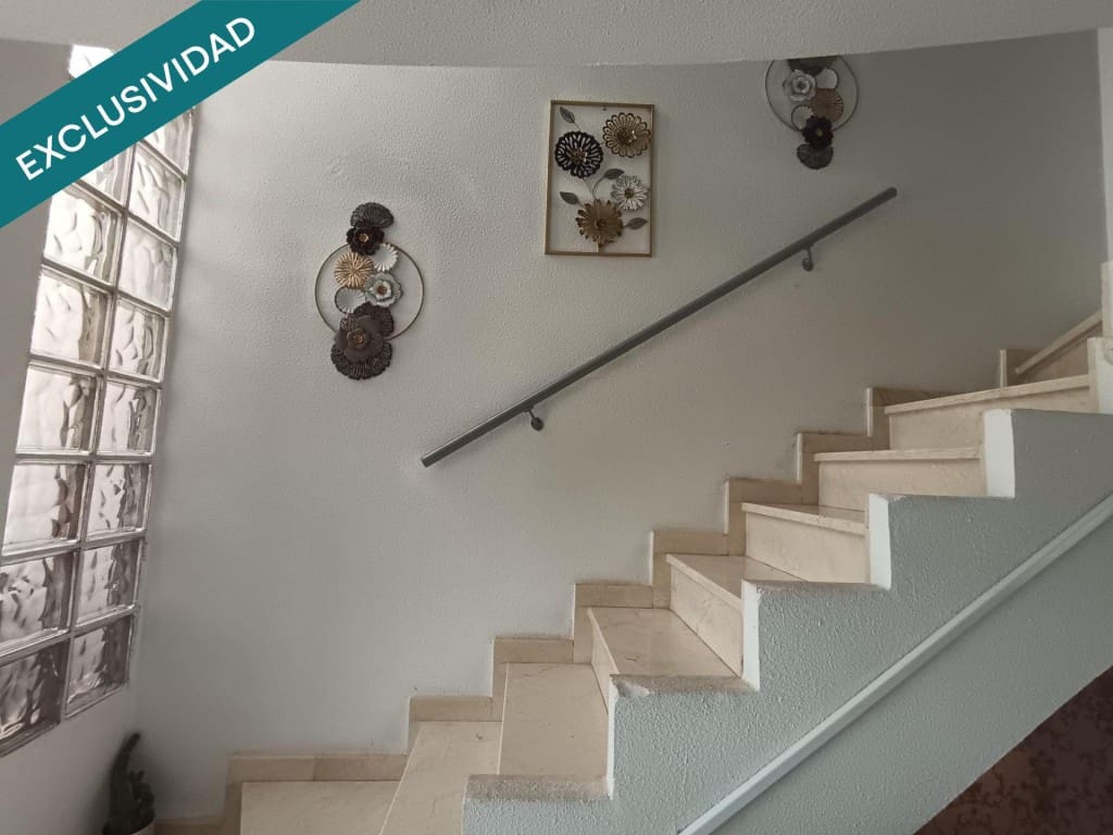 2 bedroom Terraced Villa for sale in Petrel / Petrer with pool garage - € 250,000 (Ref: 9670335)