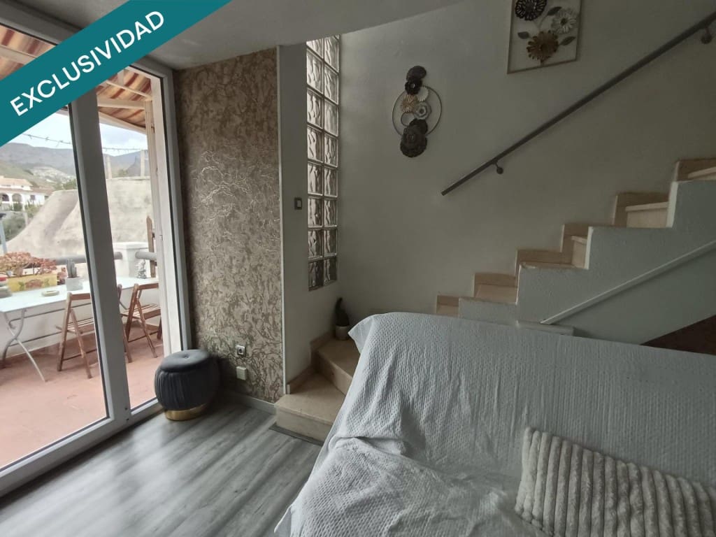 2 bedroom Terraced Villa for sale in Petrel / Petrer with pool garage - € 250,000 (Ref: 9670335)