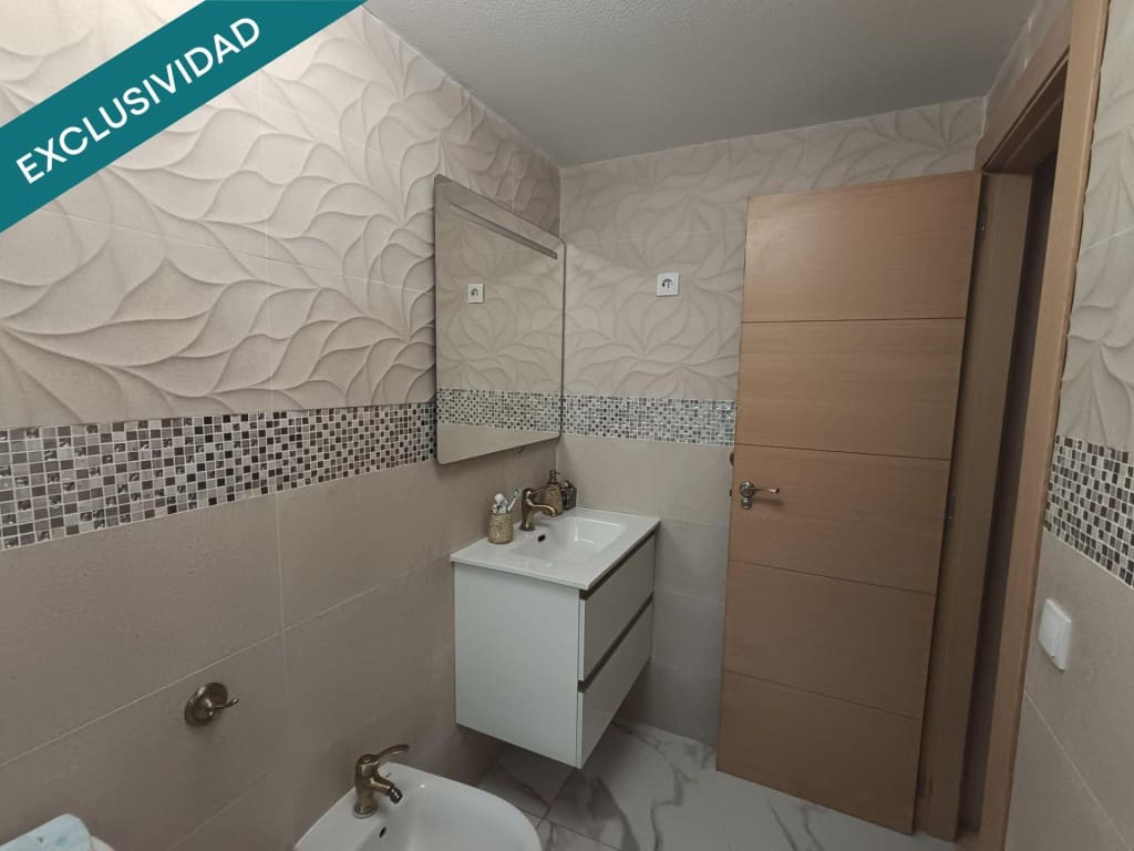 2 bedroom Terraced Villa for sale in Petrel / Petrer with pool garage - € 250,000 (Ref: 9670335)