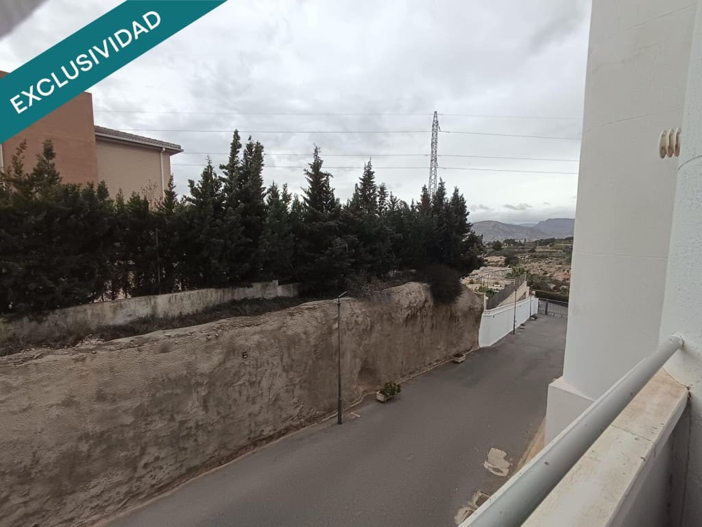 2 bedroom Terraced Villa for sale in Petrel / Petrer with pool garage - € 250,000 (Ref: 9670335)