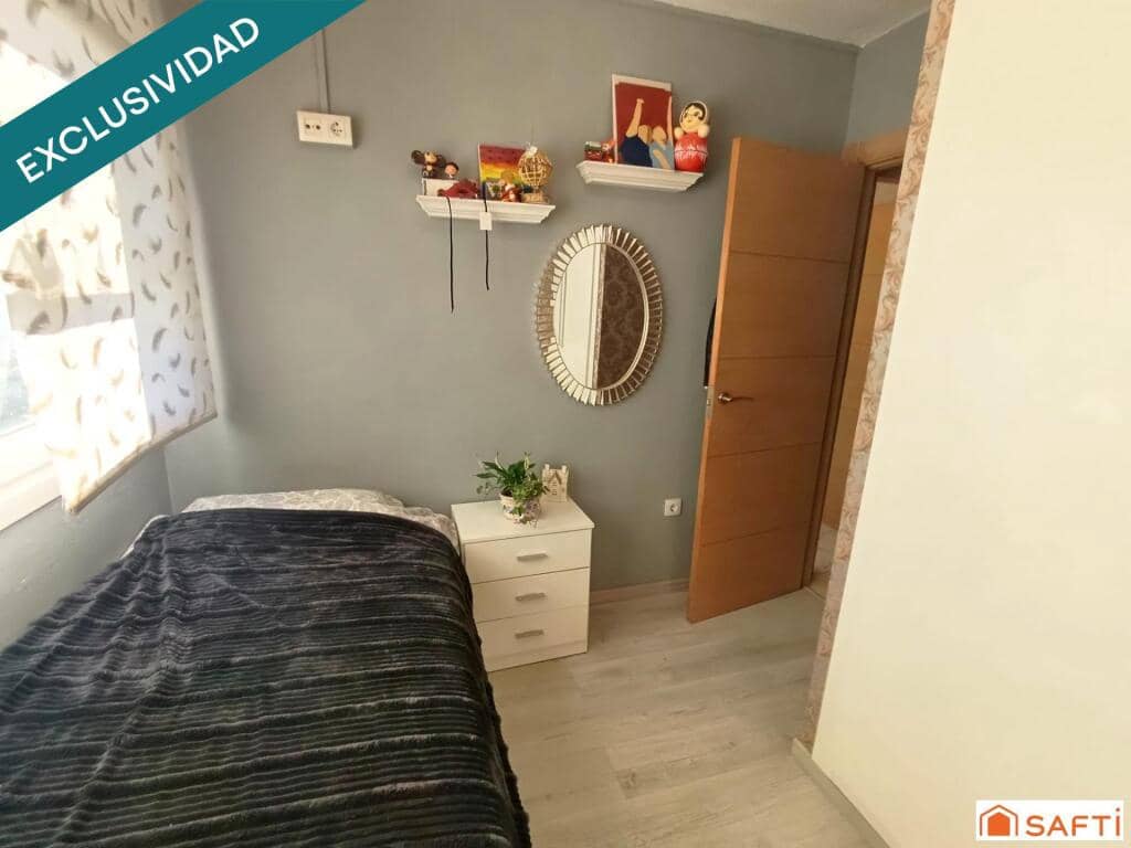 2 bedroom Terraced Villa for sale in Petrel / Petrer with pool garage - € 210,000 (Ref: 9670335)