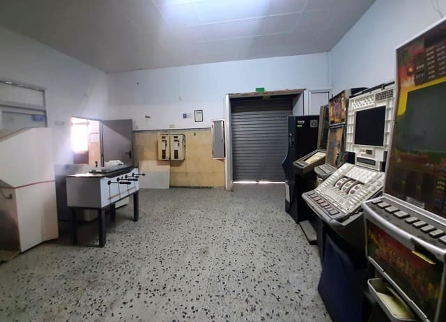 Office for sale in Sagunto / Sagunt - € 550,000 (Ref: 9670339)