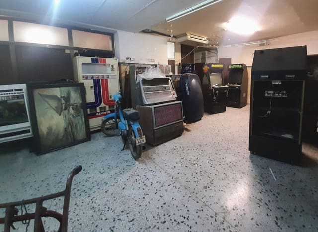 Office for sale in Sagunto / Sagunt - € 550,000 (Ref: 9670339)