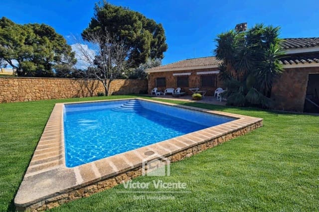 6 bedroom Villa for sale in Olocau with pool garage - € 345,000 (Ref: 9670343)