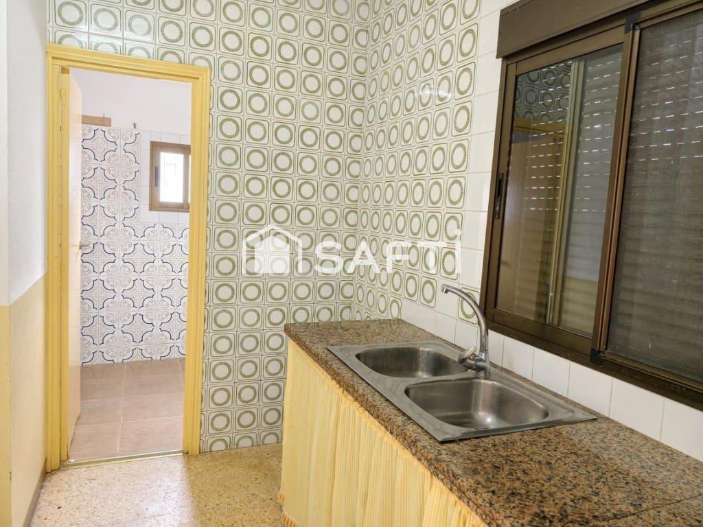 Chalet de 4 habitaciones en Cullera en venta - 193.000 € (Ref: 9670344)