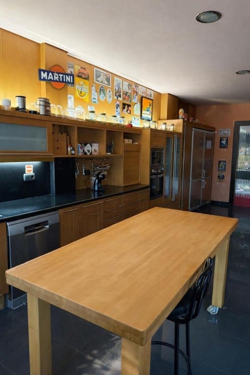 4 Zimmer Villa zu verkaufen in Almansa mit Pool Garage - 990.000 € (Ref: 9670345)