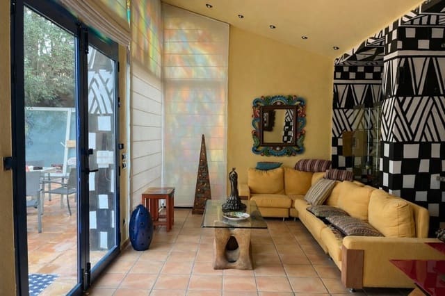 4 Zimmer Villa zu verkaufen in Almansa mit Pool Garage - 990.000 € (Ref: 9670345)