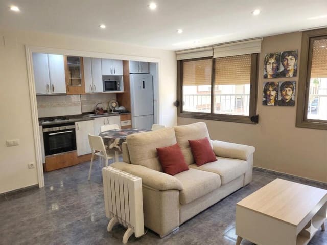 2 bedroom Apartment for sale in Santa Coloma de Gramenet - € 156,000 (Ref: 9670346)