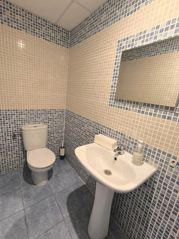 Comercial para venda em Cabanillas del Campo - 735 000 € (Ref: 9670347)